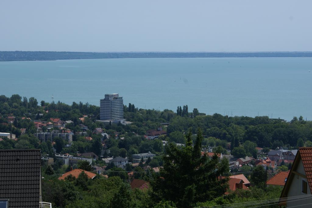 Sargarigo Apartman Haz Balatonalmadi Bagian luar foto